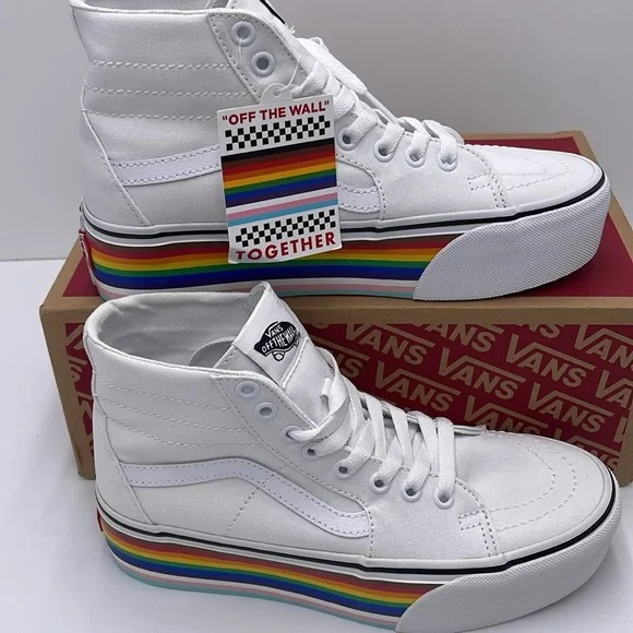 Vans WMNS Sk8-Hi Tapered Pride Rainbow Platform Sneakers 
VN0A7Q5PRNC - Picture 2 of 16